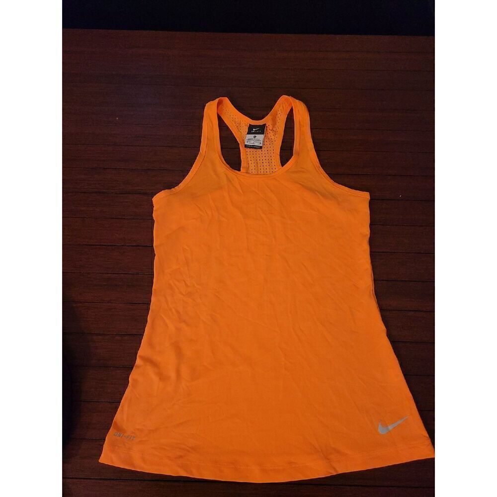 Nike Dri-Fit Tank Medium - Picture 2 of 6